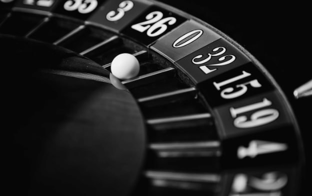 buffalo777 လောင်းကစား Live Casino Baccarat dealer နှင့် ကစားနေသောမြင်ကွင်း